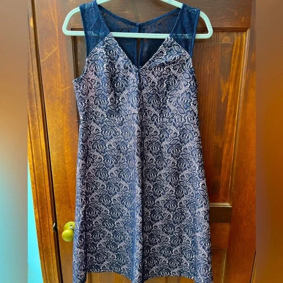 Bundle of three maternity dresses, size medium - Picture 2 of 15